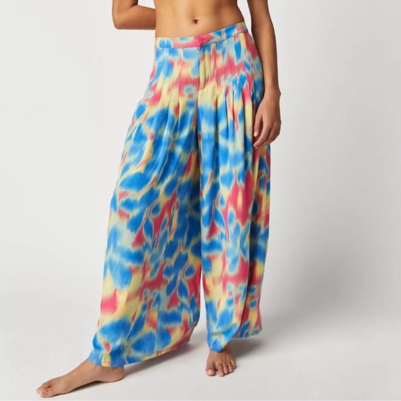 Free People Wild Child Tie Dye Pleated Wide Leg Pants Size Small - Picture 2 of 9